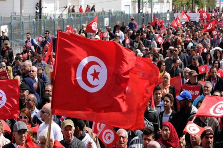 في ذكراها الحادية عشرة .. الحصاد المر للثورة التونسية  