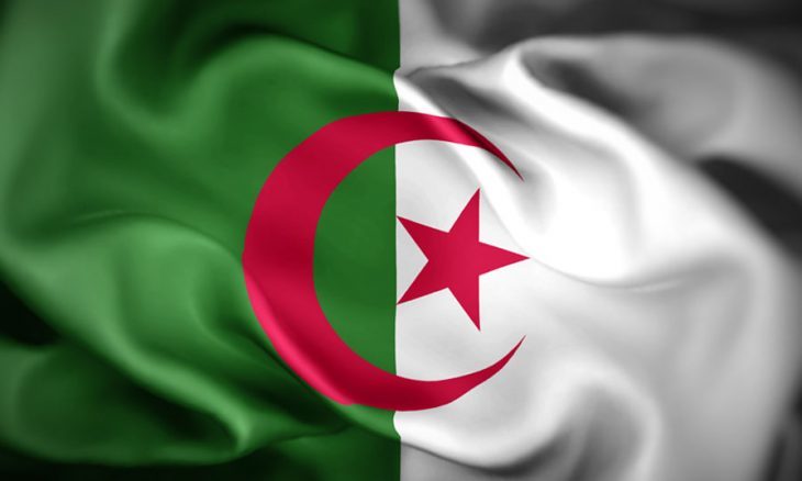 الجزائر: توقعات ببلوغ 50 مليار دولار من عائدات النفط
