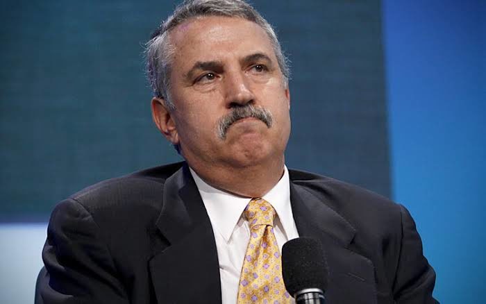 توماس فريدمان: ترمب يلعب بالنار وأمران يُنهيان الحرب على إيران