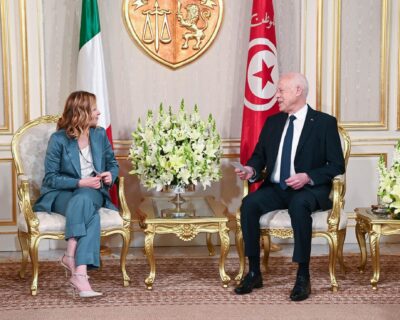 خلال لقاء الرئيس التونسي برئيسة مجلس الوزراء الايطالية تأكيد على أن “تونس لا يمكن أن تكون بلد وصول للمهاجرين”