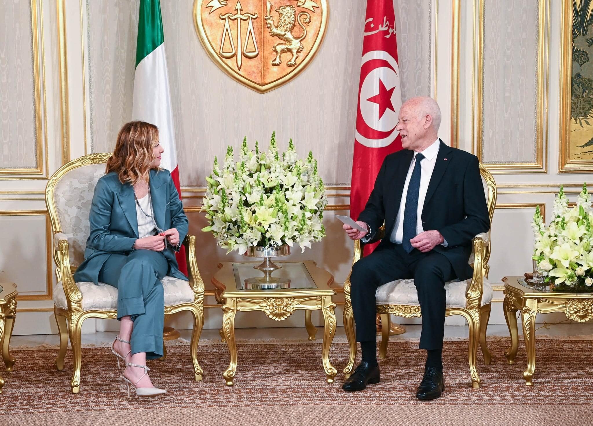 خلال لقاء الرئيس التونسي برئيسة مجلس الوزراء الايطالية تأكيد على أن “تونس لا يمكن أن تكون بلد وصول للمهاجرين”