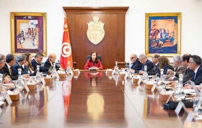 في مجلس وزاري .. رئيسة الحكومة التونسية تستعرض الملامح الكبرى لقانون المالية وميزانية الدولة لسنة 2026