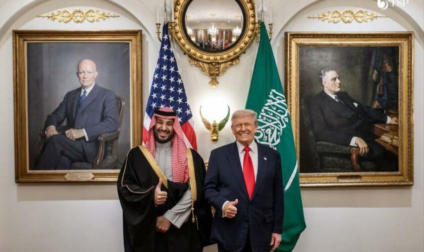 الأمير بن سلمان في ضيافة الرئيس ترامب  .. زيارة مهمة لفهم عالم يتغير، وموقع المملكة فيه